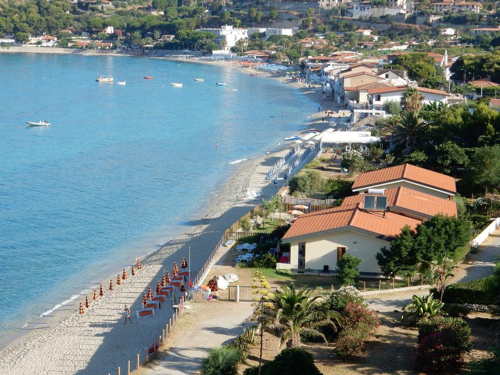 Le Casette Sul Mare Capo Vaticano Exterior foto